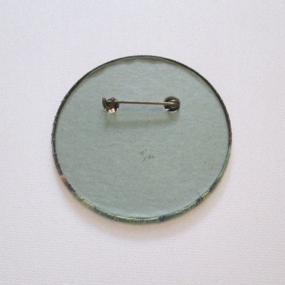 Vintage Elvis Best Wishes Button Pin Elvis Presley Enterprises Close Up Pinback - Picture 4 of 6